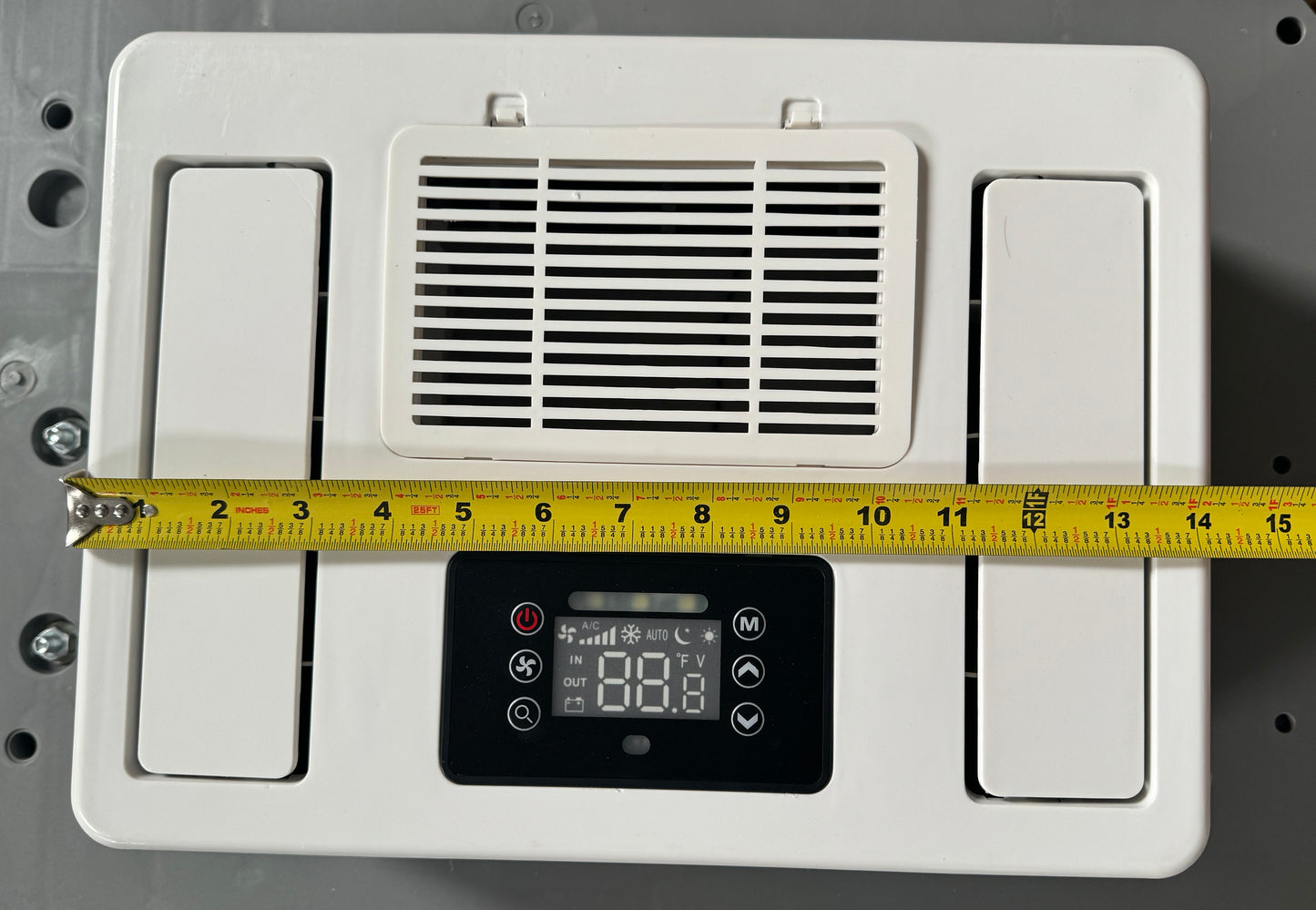 12V DC Roof Mounted Air Conditioner runs off solar or battery