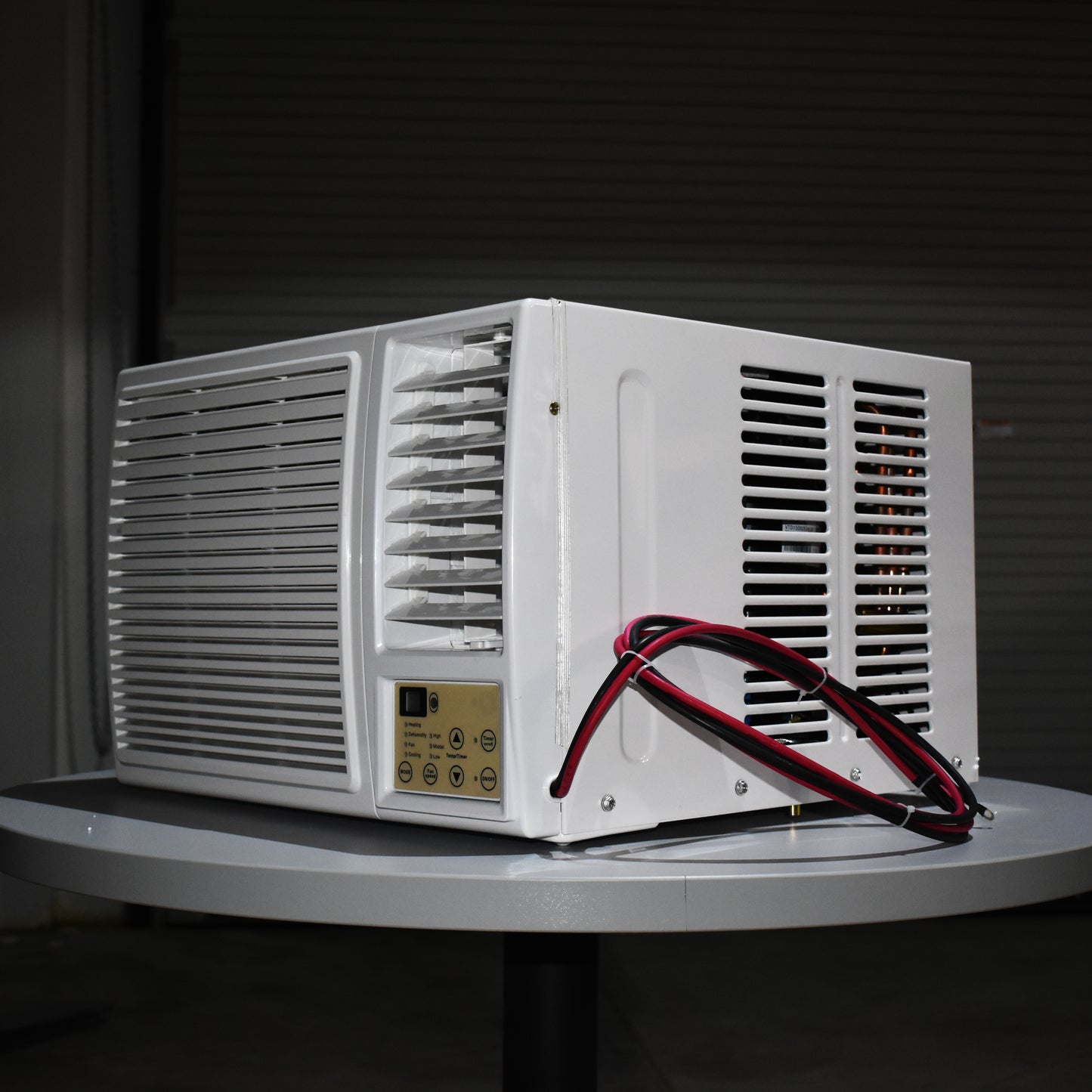 24V DC Window Air Conditioner & Heater runs directly off battery