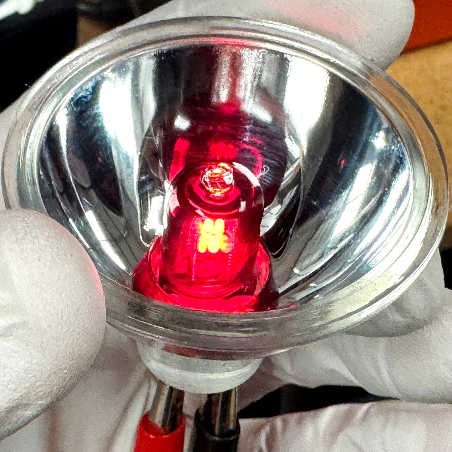 12V - 24V Miniature Infrared / Red Light MR16 Lamp