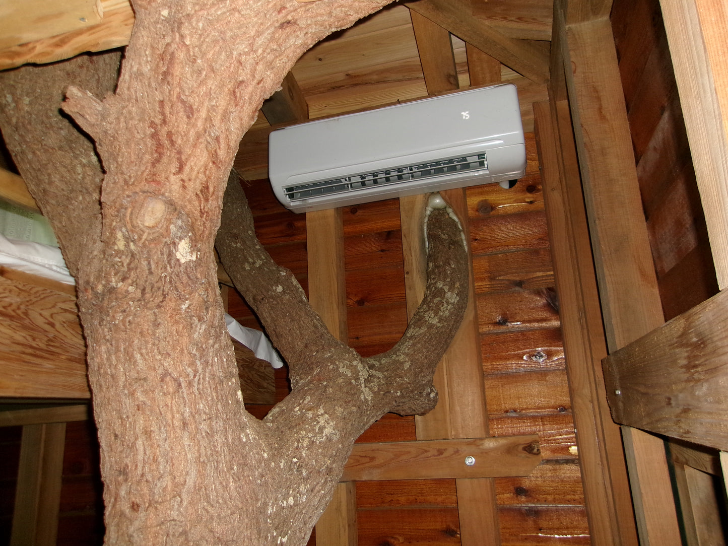 48V DC Mini Split Air Conditioner & Heater