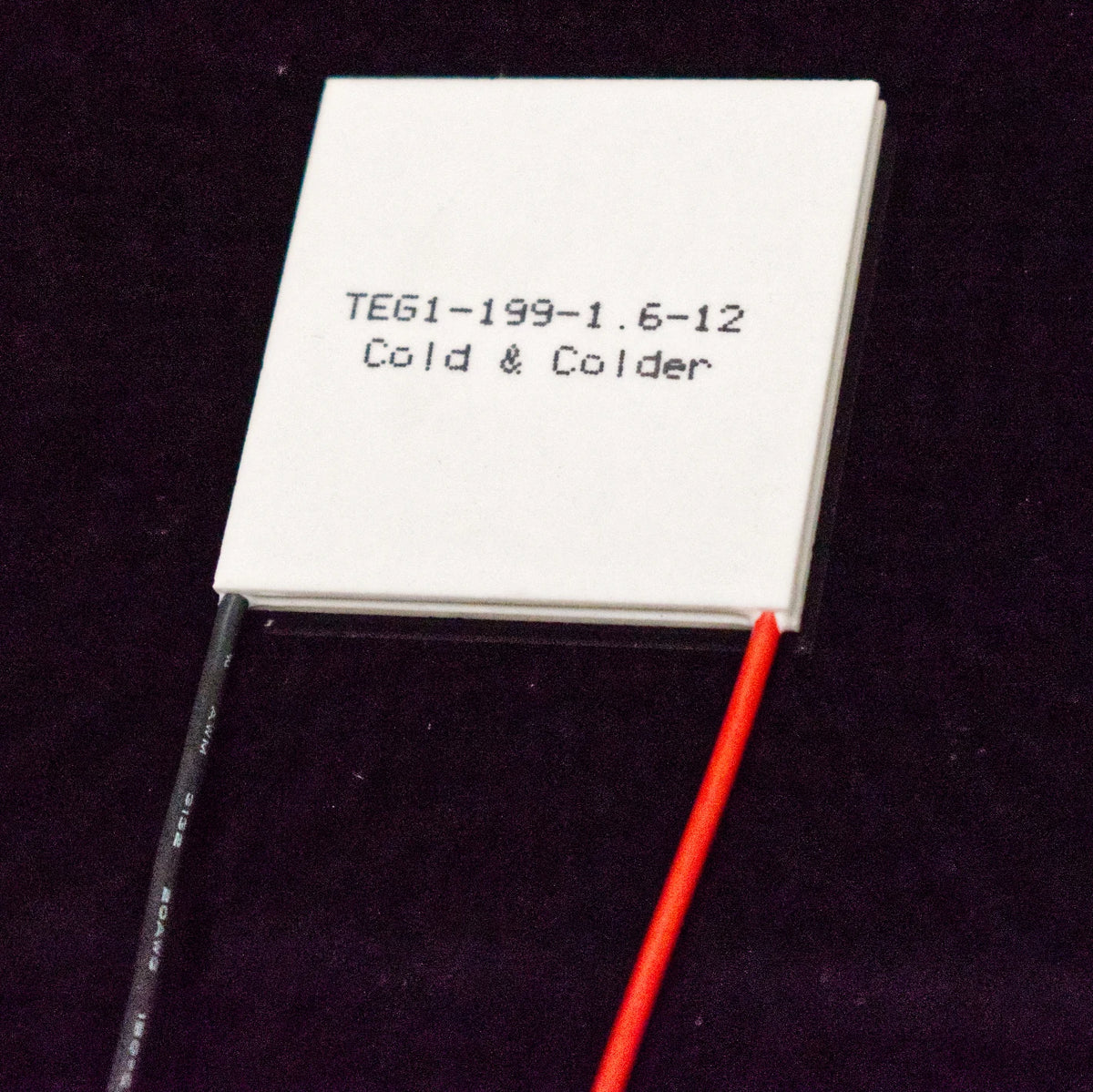 TEG1-199-1.6-12 Thermoelectric Generator 4-8V, 6 Watts