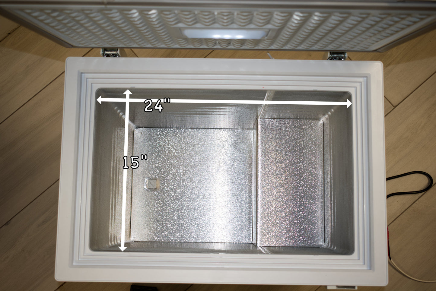 12-24V DC 5.7 Cu-Ft (158 Liter) Battery/Solar Refrigerator Chest Fridge or Freezer